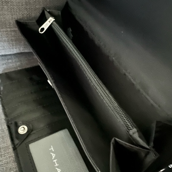 NWT TAHARI RFID WALLET ORGANIZER CLUTCH CASE - Picture 10 of 15